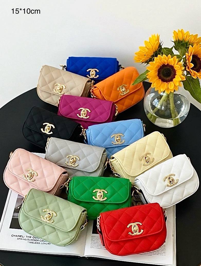 کیف زنانه و دخترانه پاسپورتی تک بند زنجیری کد۱۹۱۷🤩🙀